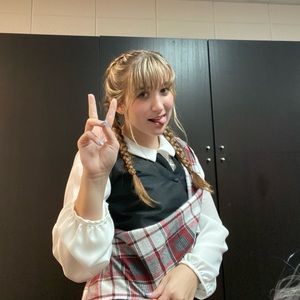 Meet your Posher, Abigail